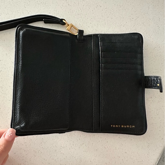 Tory Burch Wallet - Picture 4 of 10